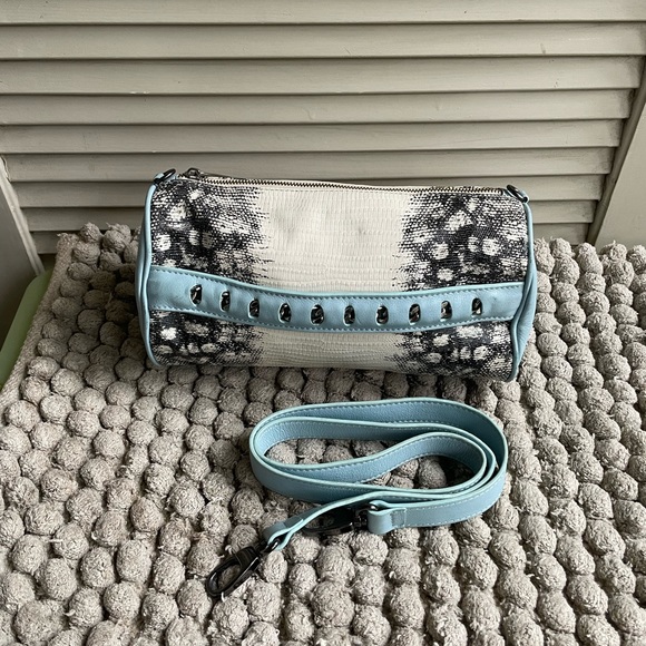 π₯ L.A.M.B. crossbody - Picture 3 of 17